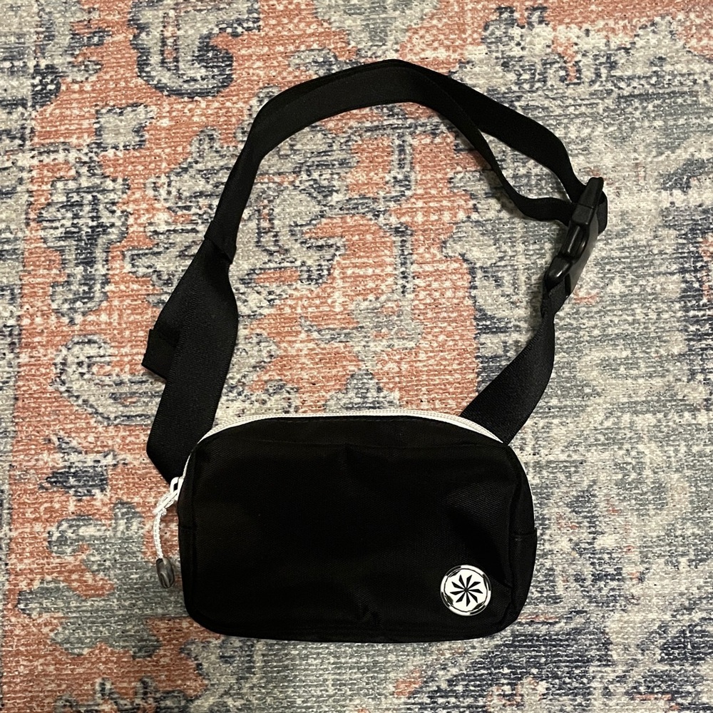 Athleta Girl Belt Bag—Black